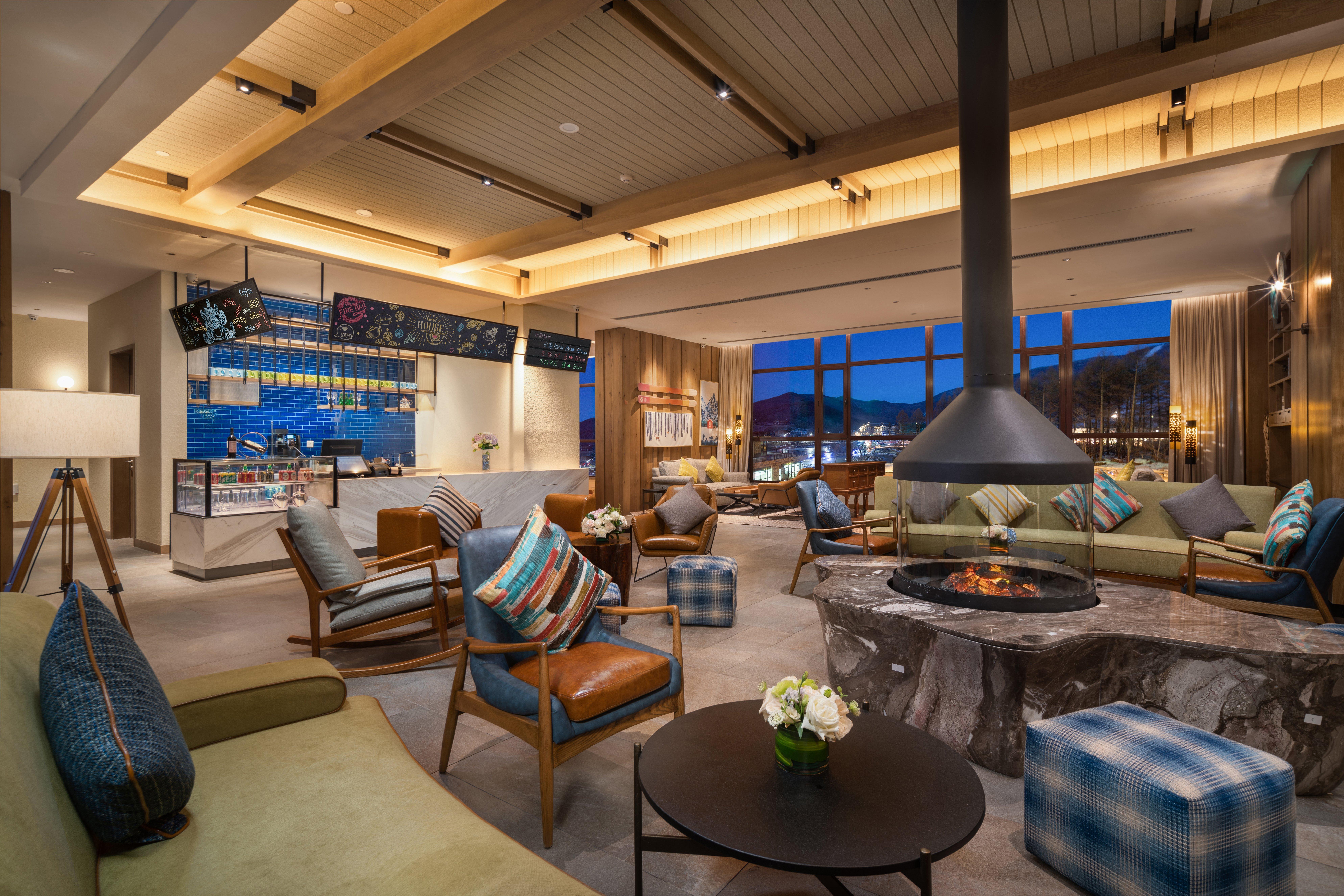 Holiday Inn Jilin Beidahu By Ihg Exterior photo