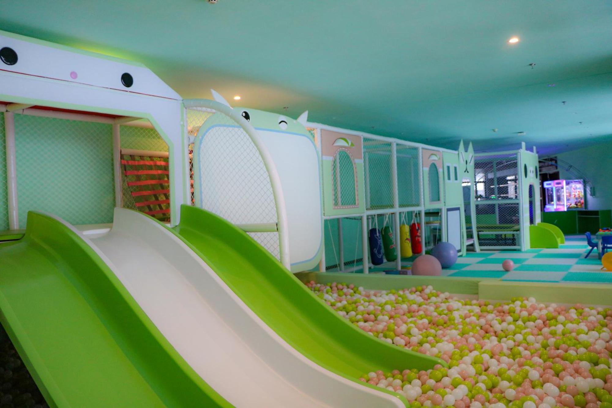 Holiday Inn Jilin Beidahu By Ihg Exterior photo